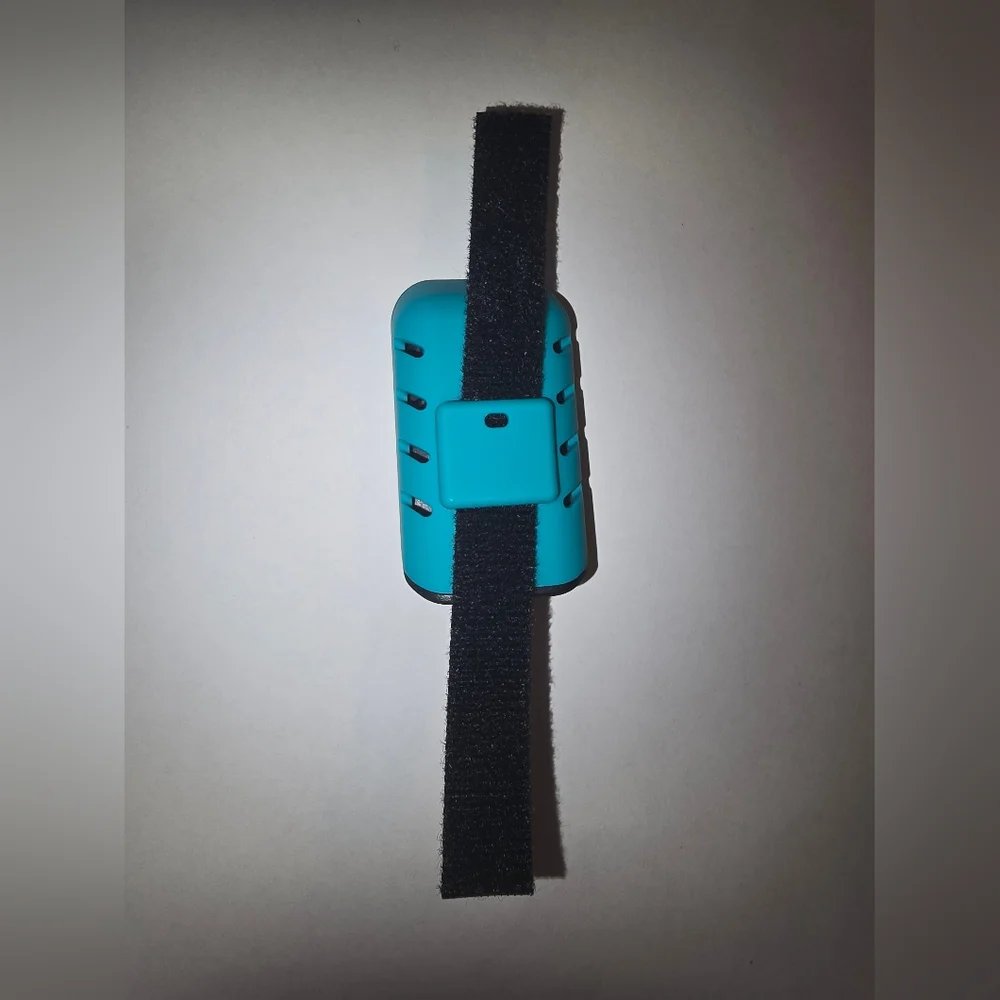 NEW Pet Training Tech Finger Clicker